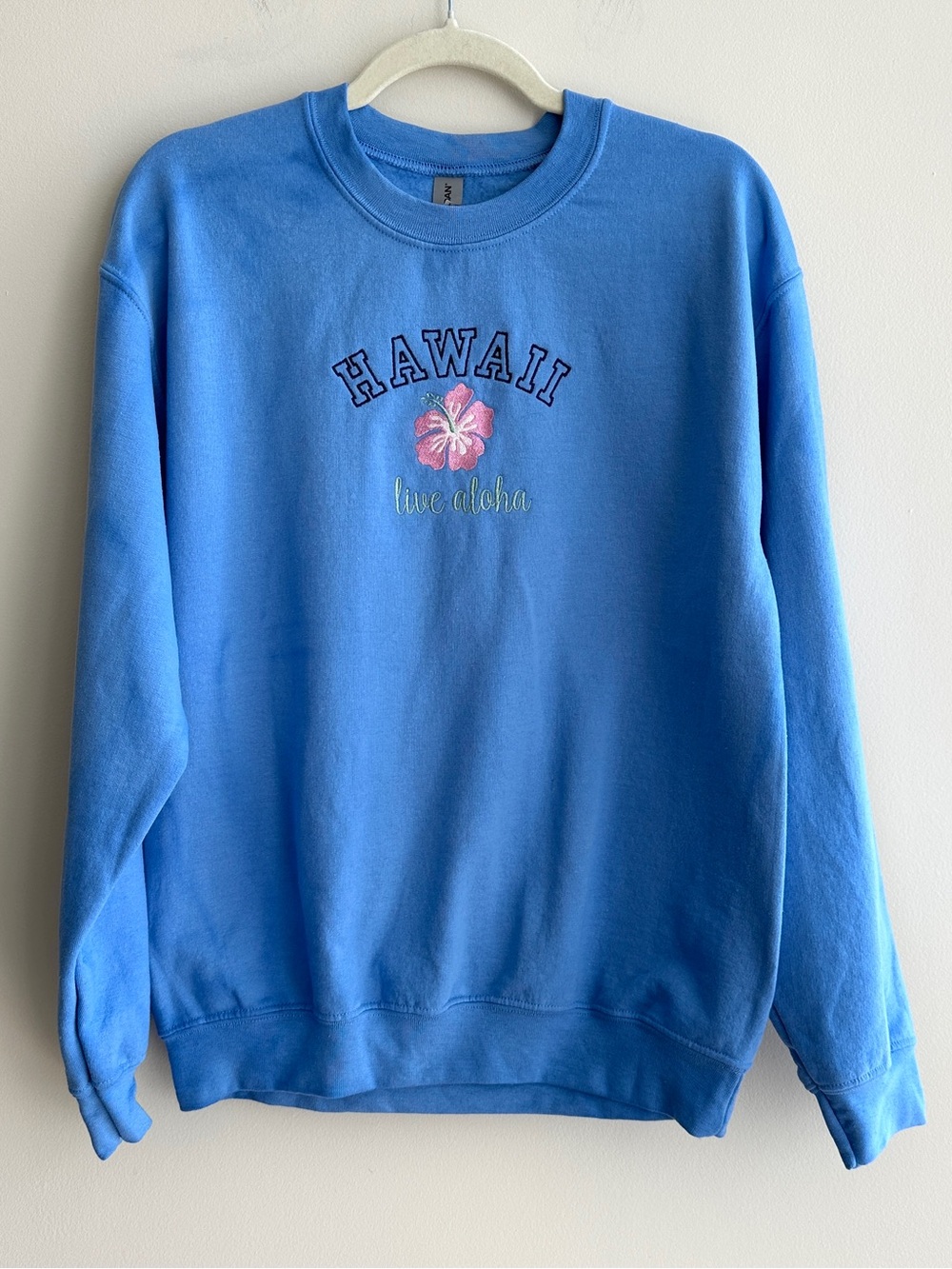 Hawaii Live Aloha Gildan Hibiscus Embroidered Sweatshirt, Blue, Size Medium
